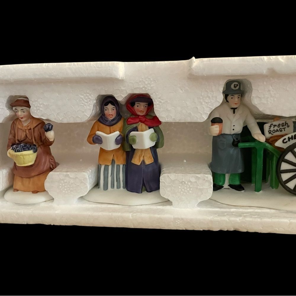 Heritage Village Collection Violet Vendor, Chestnut Vendor